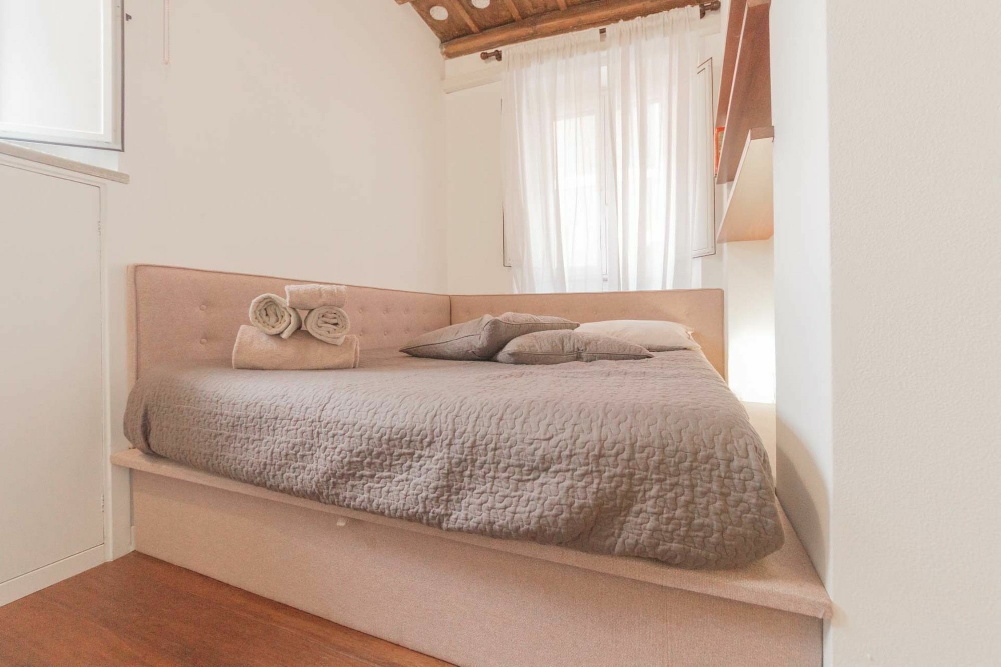 Panieri - Trastevere Apartment Rome